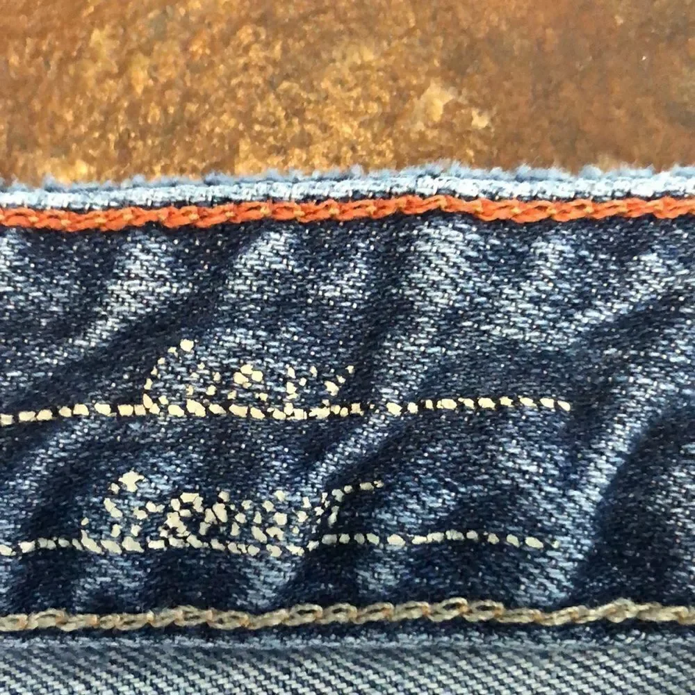 Eddie Bauer Curvy Straight Leg Jeans in Medium Wash size 12